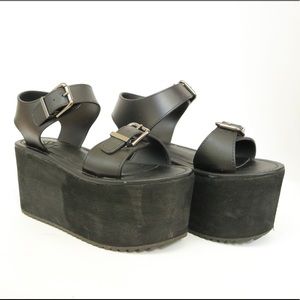 YRU flatform platform leather sandals size 7